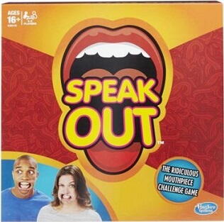 Speak Out er et underholdende udfordringsspil, hvor spillere forsøger at sige sjove sætninger, mens de har et mundstykke på, der forhindrer dem i at lukke munden, og deres holdkammerater skal gætte sætningen korrekt for at vinde kort.