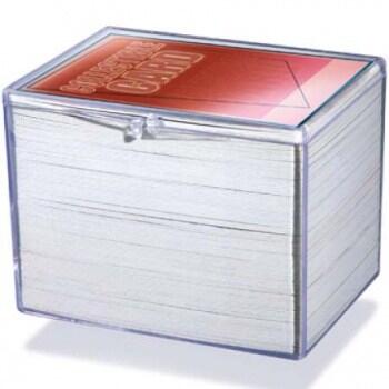 Hinged Clear box beskytter dine kort og har en smart snap lock. (kort følger ikke med)