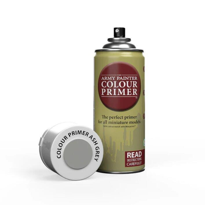 Colour Primer: Ash Grey fra the Army Painter giver din figur en lysegrå grundtone