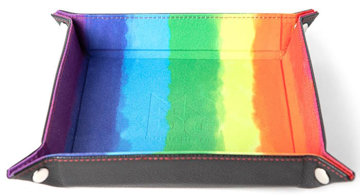 Beskyt overflader og styr terningerul! Denne bakke i regnbuemønstret fløjl er foldbar og transportabel, perfekt til alle slags spil, både inden- eller udendørs!