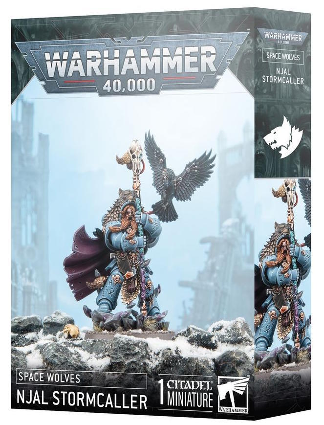 Udnyt det levende lyns kraft, og smadr dine fjender på nært hold med Stormcallerens stav!